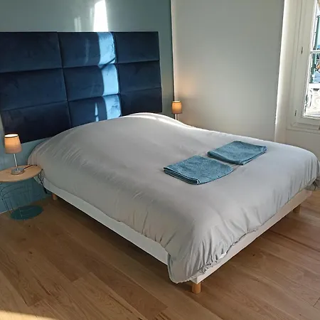 Cosy, *